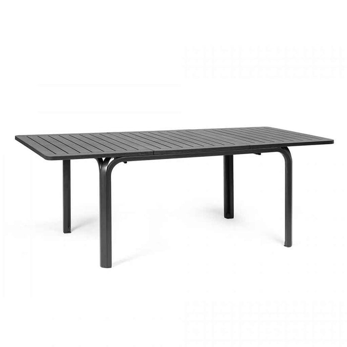 Outdoor Table | Alloro