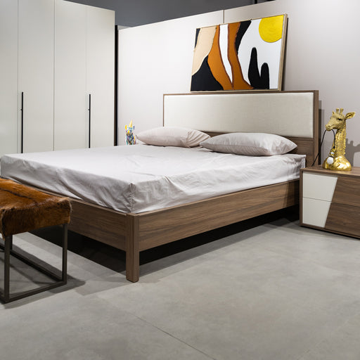 Master Bed | 2060