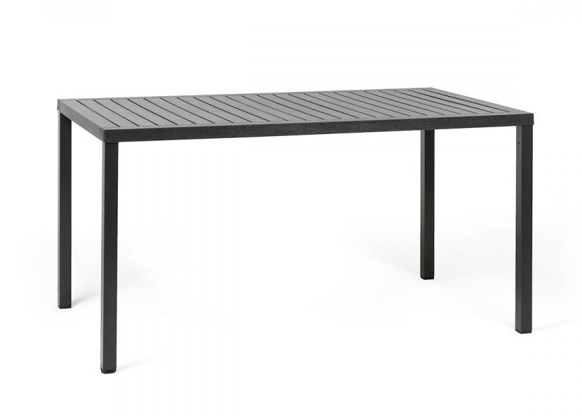 Outdoor Table | Cube