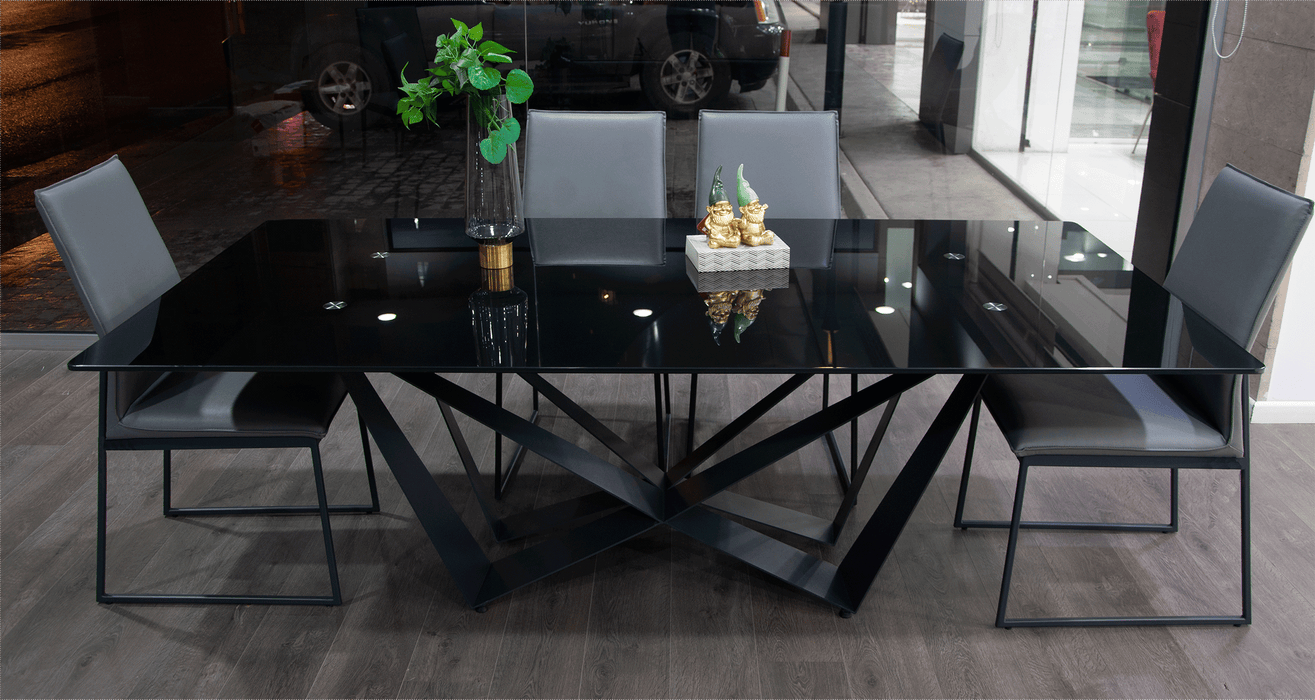 Dining Table | Sidney